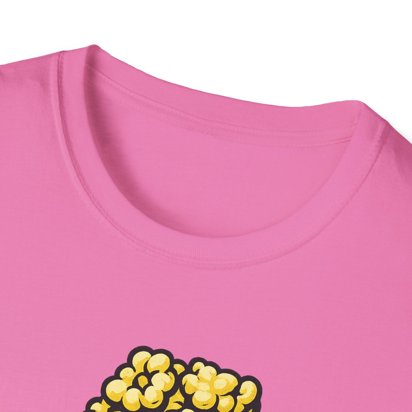 Popcorn Powered Shirt – Funny Movie Snack Tee – Retro Popcorn Lover T-Shirt for Cinema Nights & Foodie Fans